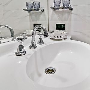 Two-Bedroom Deluxe Apartment